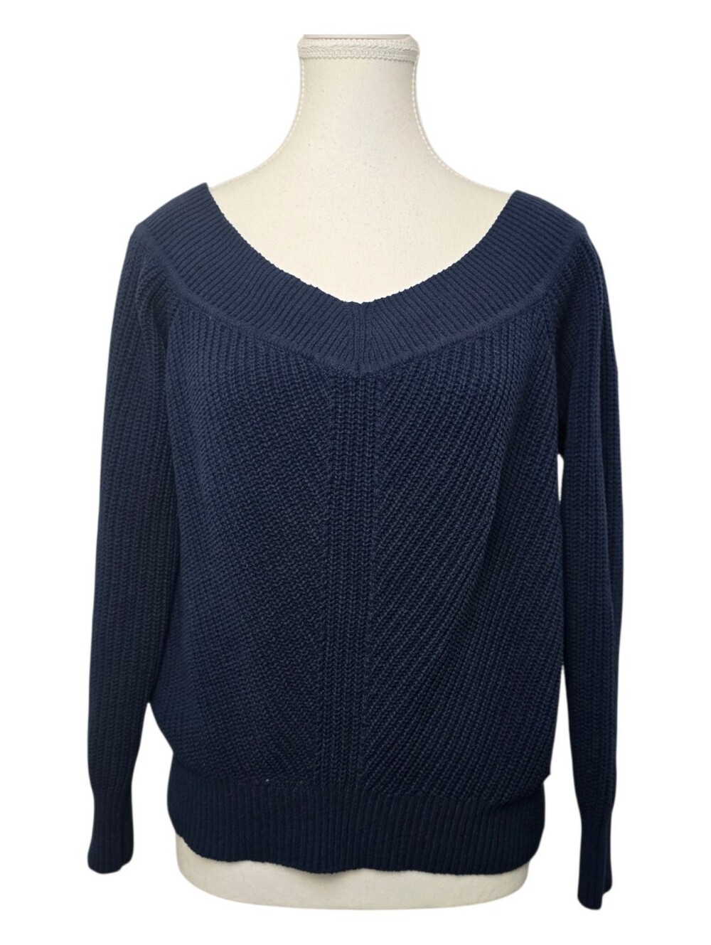 ABERCROMBIE & FITCH Dark Blue Ribbed Knit Mid-Length Sweater Sz M Wide V-Neck